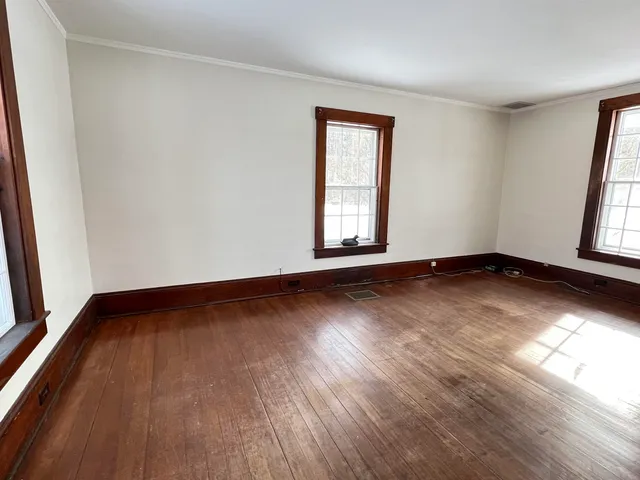 $2,400 | 110 River South Road, Walpole, NH 03608