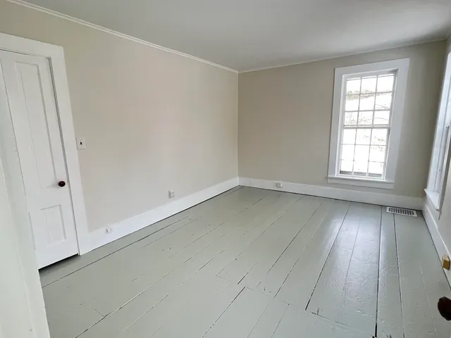 $2,400 | 110 River South Road, Walpole, NH 03608