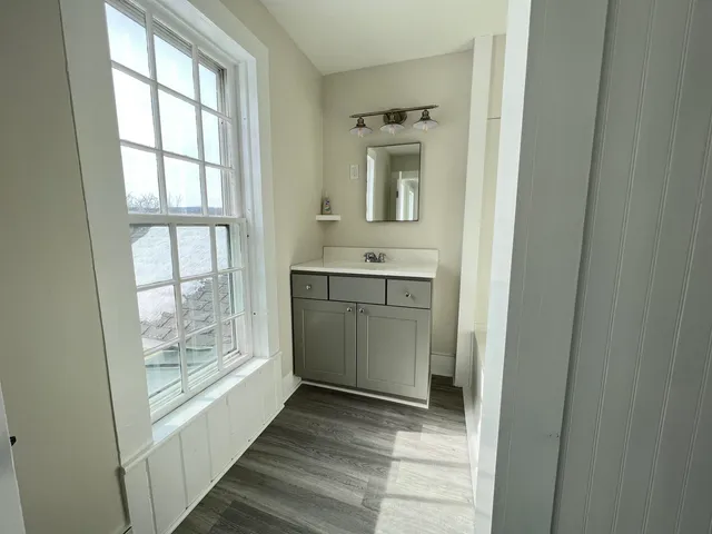 $2,400 | 110 River South Road, Walpole, NH 03608