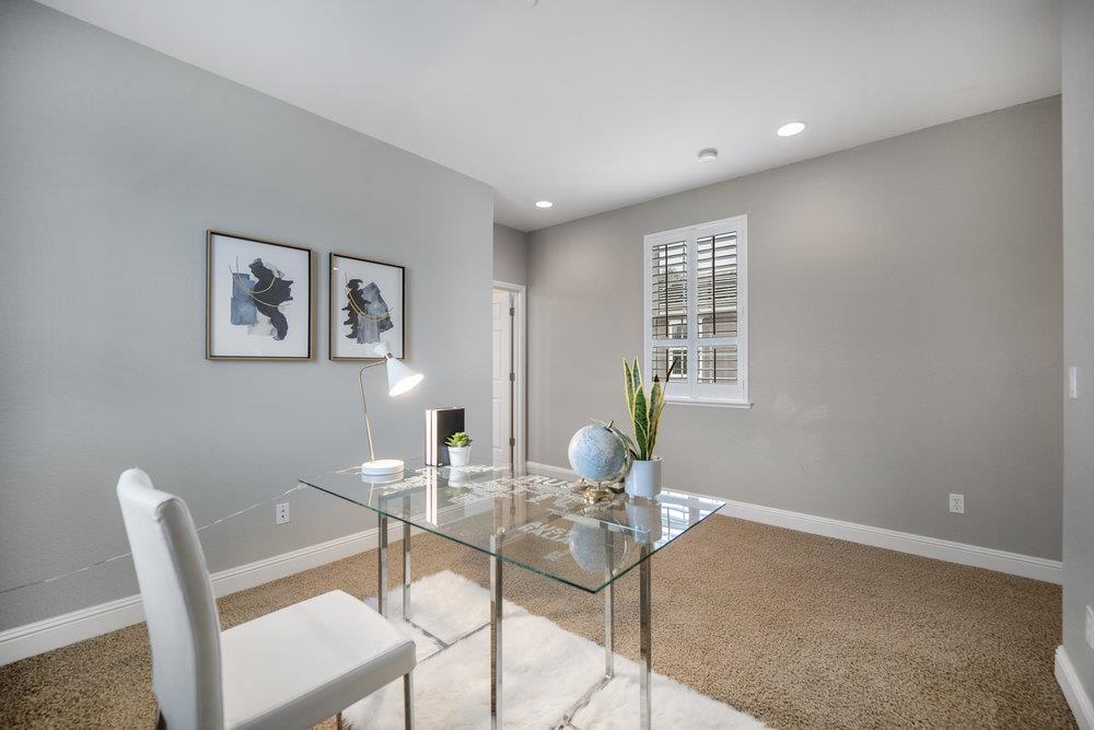 5813 Cajon Way Gilroy, CA 95020 - Photo 18 of 55 a dining room with furniture and window