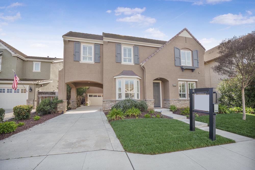5813 Cajon Way Gilroy, CA 95020 - Photo 2 of 55 a front view of a house with garden
