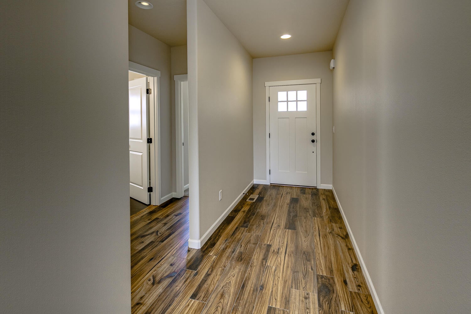 767 Northwest Rimrock Drive Redmond, OR 97756 - Photo 3 of 20 727_Rimrock-008