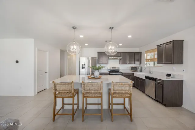 $369,900 | 17832 West Oberlin Way, Surprise, AZ 85387