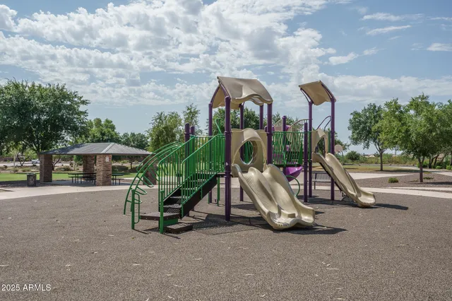 $369,900 | 17832 West Oberlin Way, Surprise, AZ 85387