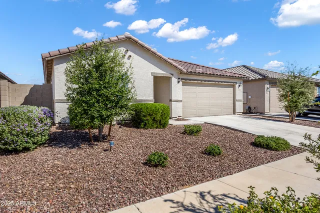 $369,900 | 17832 West Oberlin Way, Surprise, AZ 85387