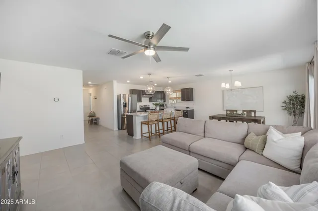 $369,900 | 17832 West Oberlin Way, Surprise, AZ 85387