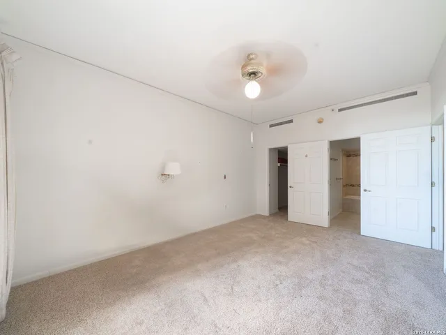 $4,248 | 1 Towers Park Lane, Unit 413, San Antonio, TX 78209