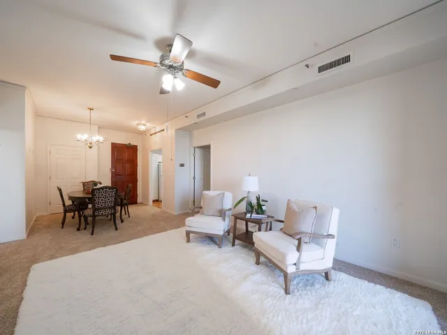 $4,248 | 1 Towers Park Lane, Unit 413, San Antonio, TX 78209