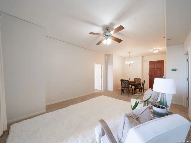 $4,248 | 1 Towers Park Lane, Unit 413, San Antonio, TX 78209