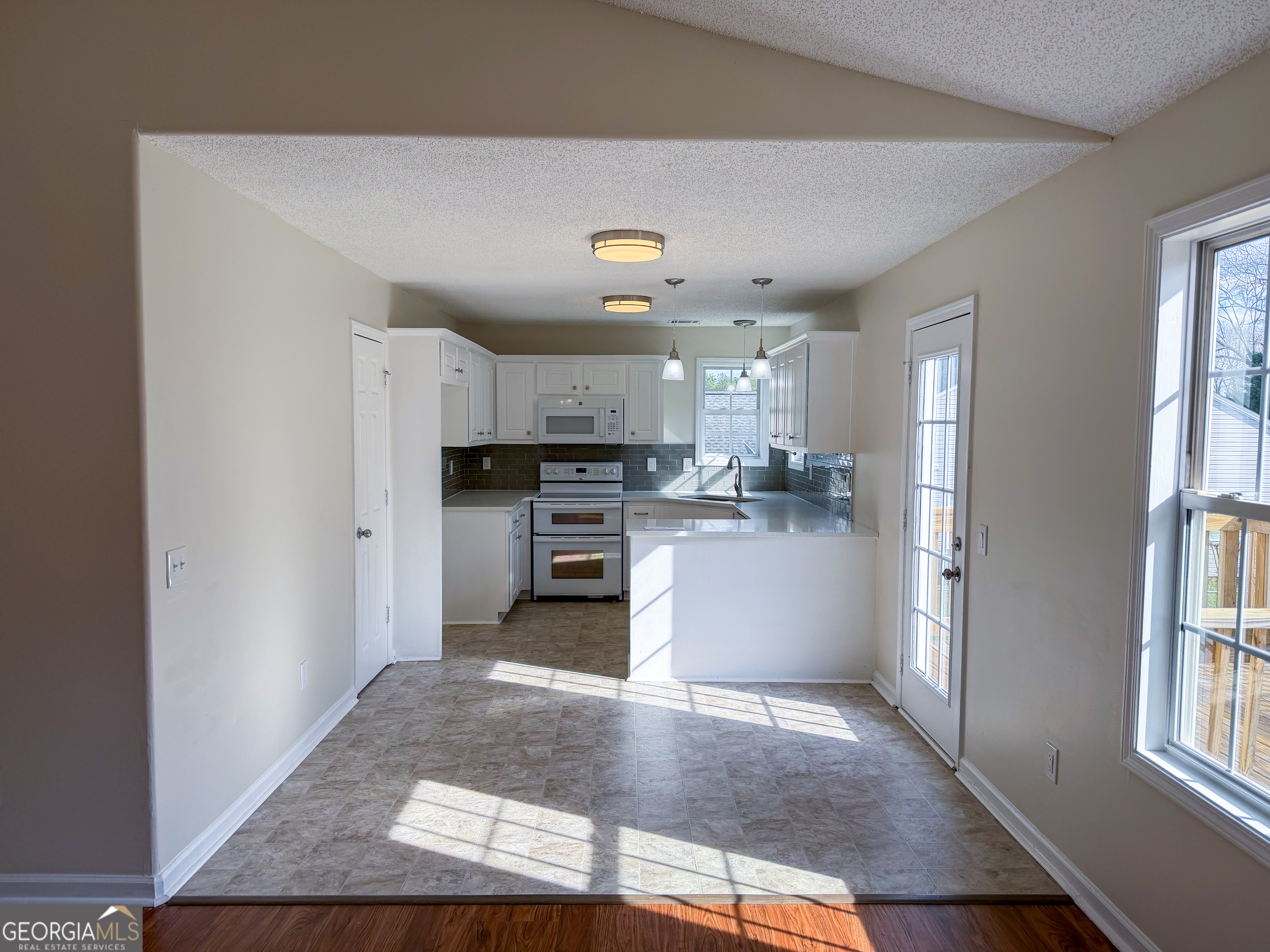 1119 Hummingbird Way Winder, GA 30680 - Photo 2 of 42