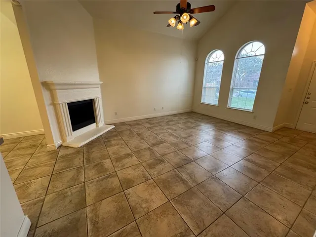 a view of a livingroom with furniture