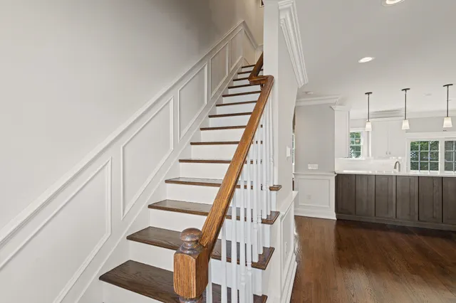 a picture of a wall with a white wall and a painting