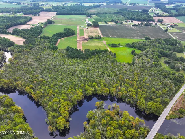 $425,000 | 610 Chambers Ferry Road, Edenton, NC 27932