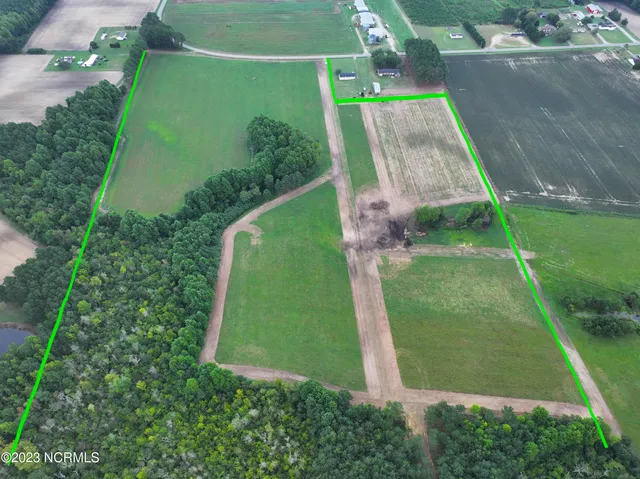 $425,000 | 610 Chambers Ferry Road, Edenton, NC 27932