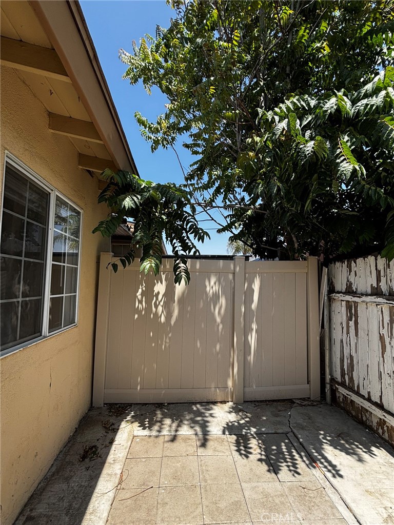 8876 Cypress Avenue, Unit 3 Riverside, CA 92503 - Photo 11 of 14 Patio off kitchen