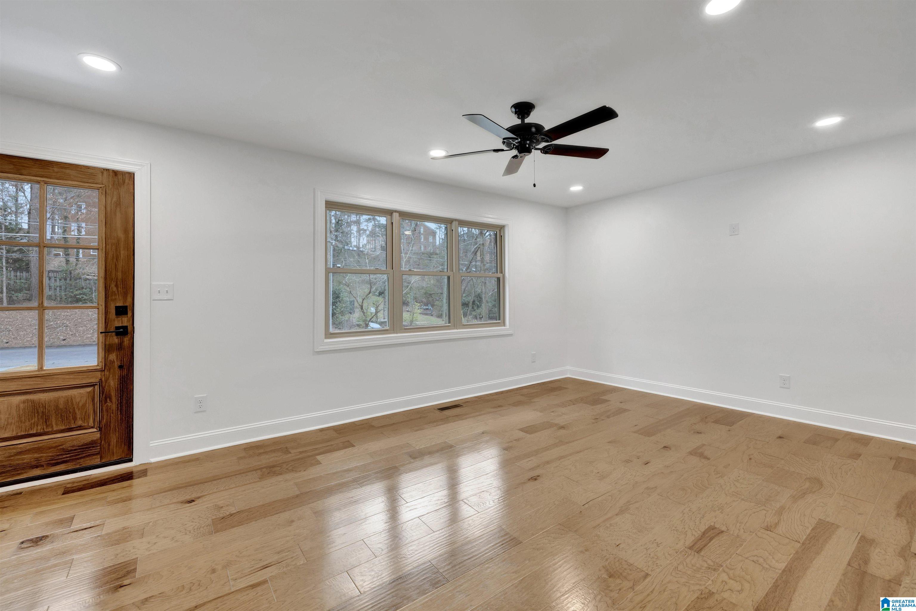 1540 Saulter Road Birmingham, AL 35209 - Photo 4 of 36