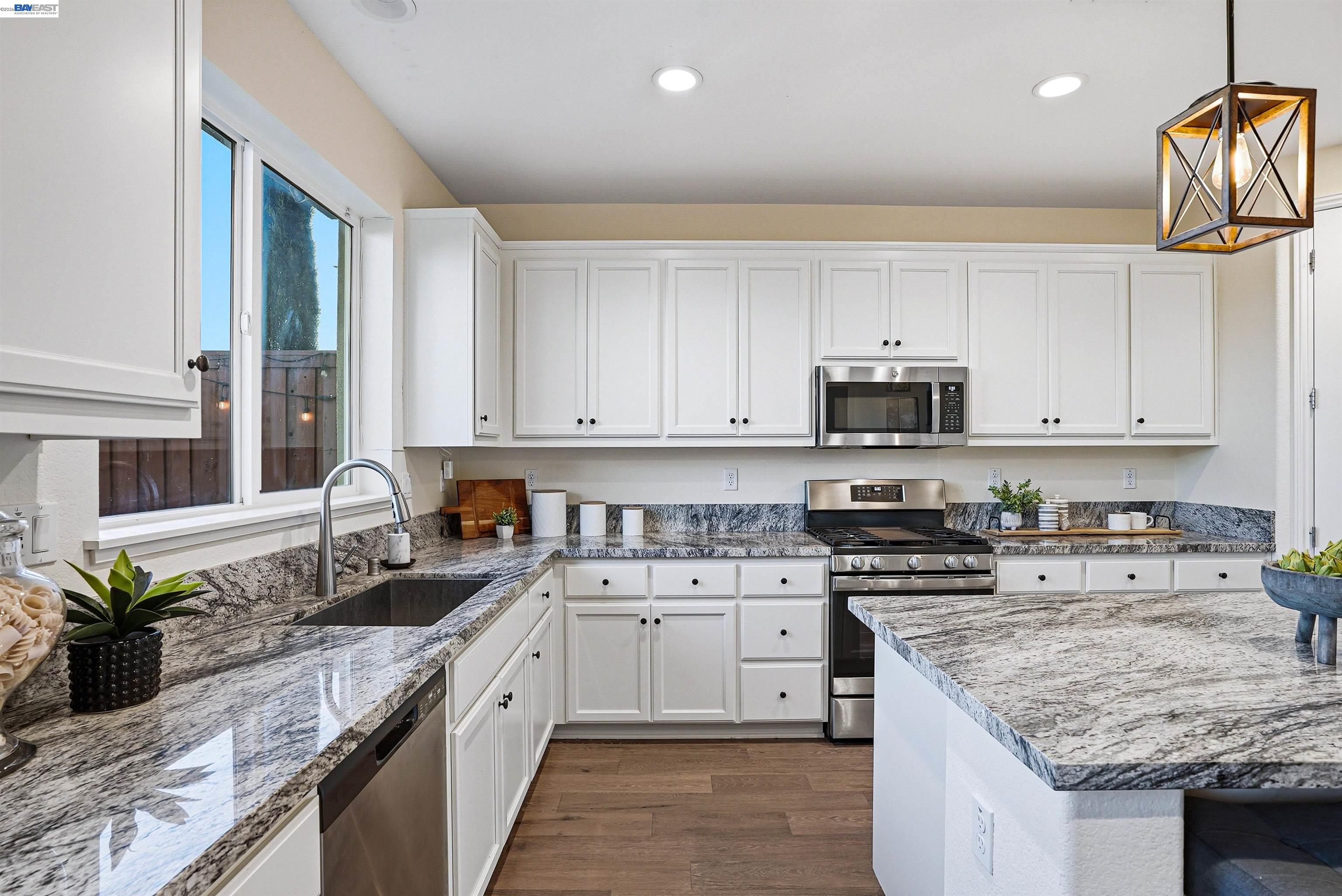 2525 Modena Drive Pittsburg, CA 94565 - Photo 38 of 41