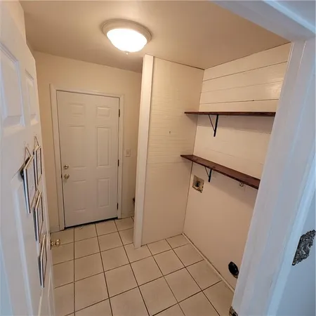 $2,500 | 35 Antigua Drive, Kenner, LA 70065