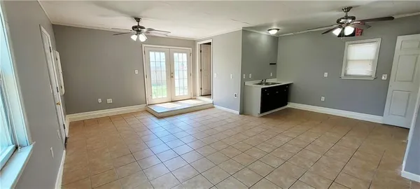 $2,500 | 35 Antigua Drive, Kenner, LA 70065