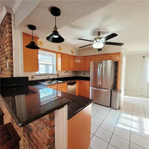 $2,500 | 35 Antigua Drive, Kenner, LA 70065