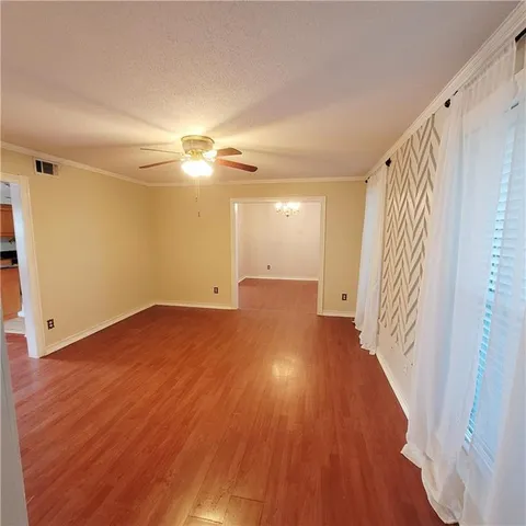 $2,500 | 35 Antigua Drive, Kenner, LA 70065