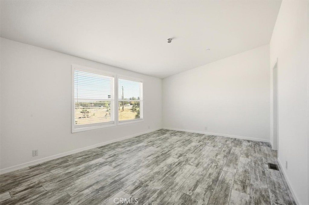 1139 Bonanza Road Phelan, CA 92371 - Photo 16 of 34