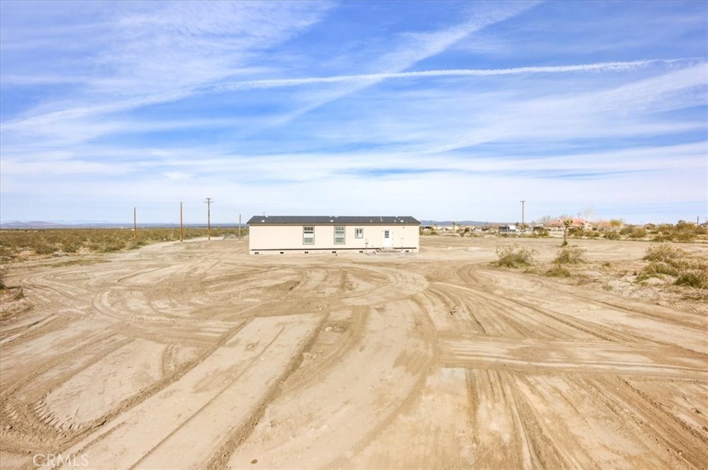 1139 Bonanza Road Phelan, CA 92371 - Photo 31 of 34