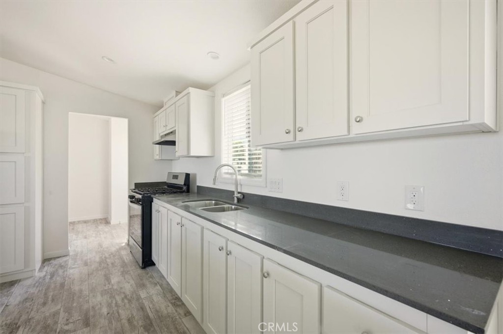 1139 Bonanza Road Phelan, CA 92371 - Photo 7 of 34