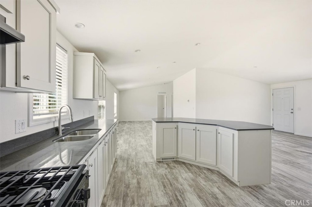 1139 Bonanza Road Phelan, CA 92371 - Photo 8 of 34