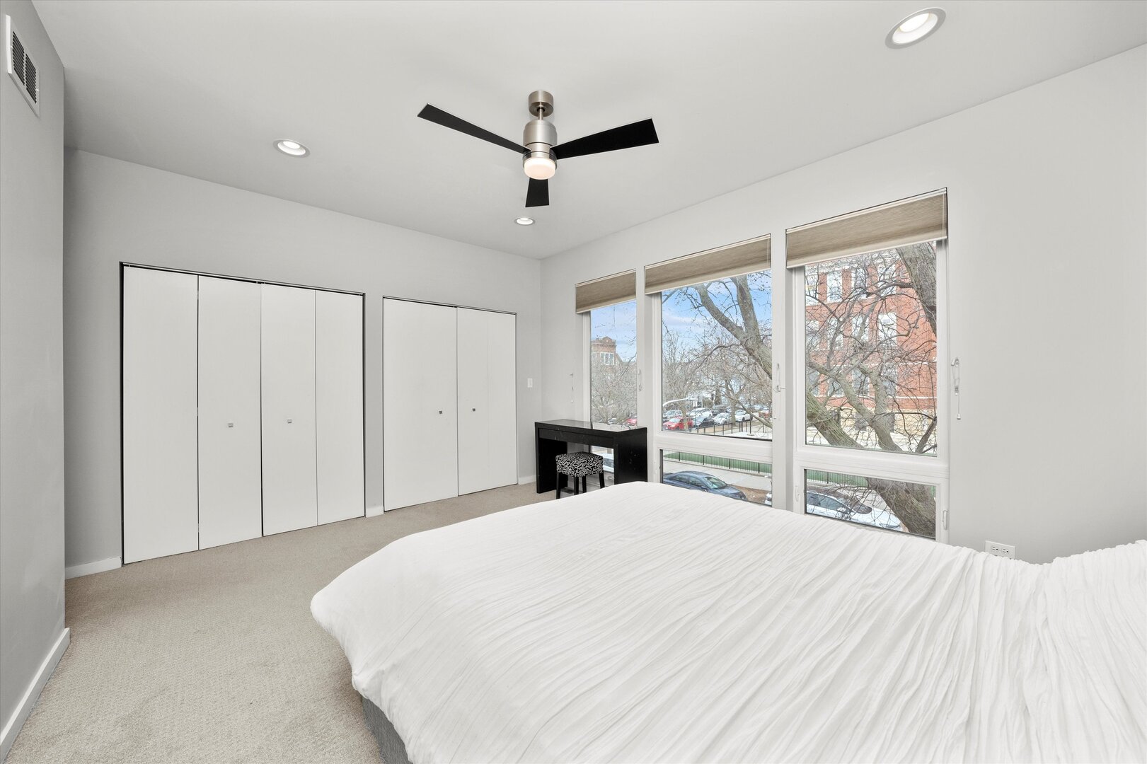 2028 North Point Street Chicago, IL 60647 - Photo 16 of 41