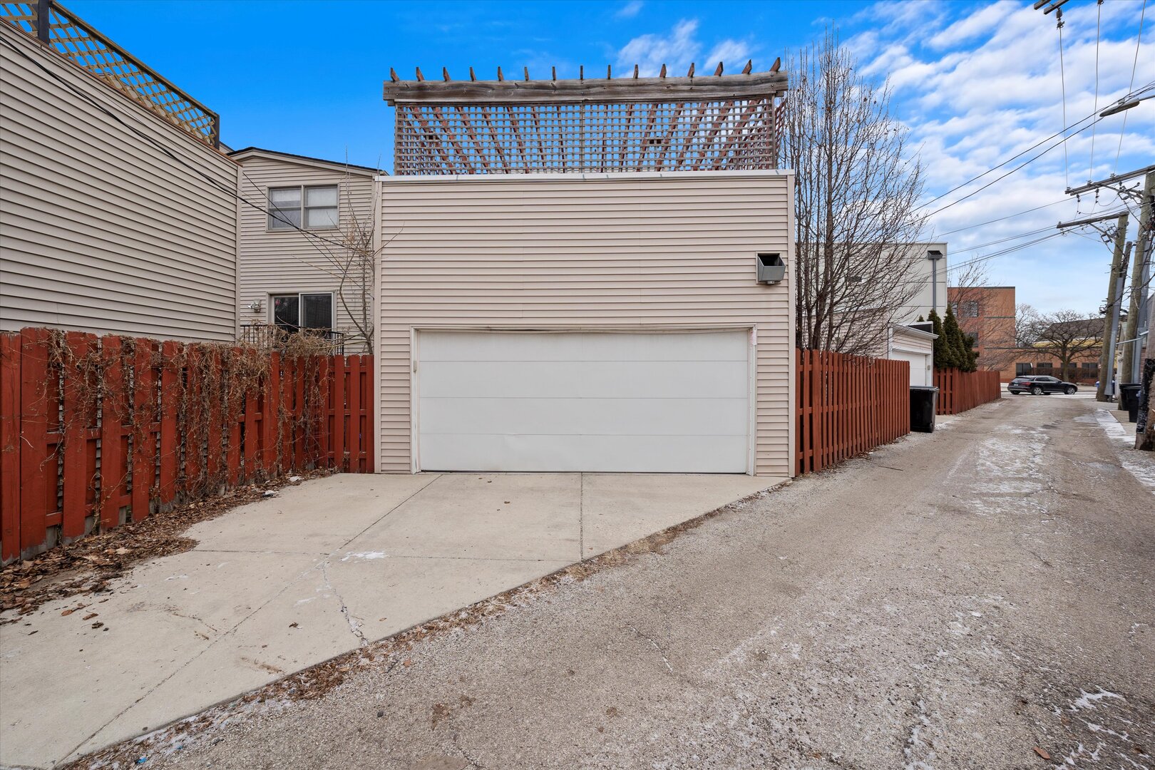 2028 North Point Street Chicago, IL 60647 - Photo 36 of 41