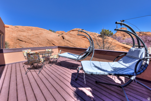 3461 Westwater Road, Unit 6 Moab, UT 84532 - Photo 24 of 33 View of wooden deck