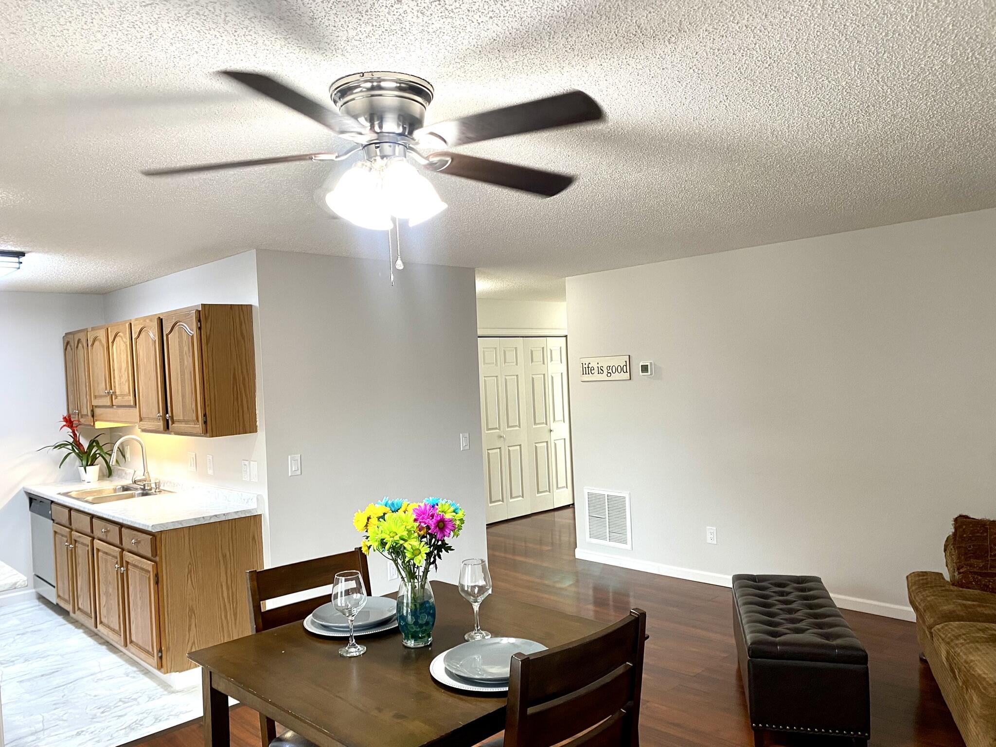 2700 Indian Ridge Road, Unit 33 Johnson City, TN 37604 - Photo 7 of 29 IMG_7268