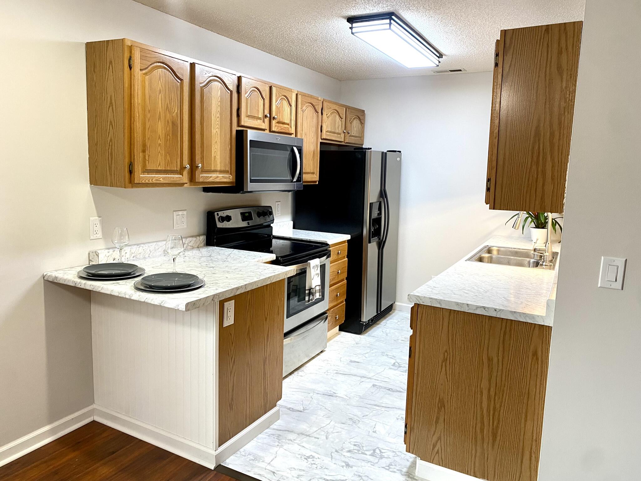 2700 Indian Ridge Road, Unit 33 Johnson City, TN 37604 - Photo 8 of 29 IMG_7259