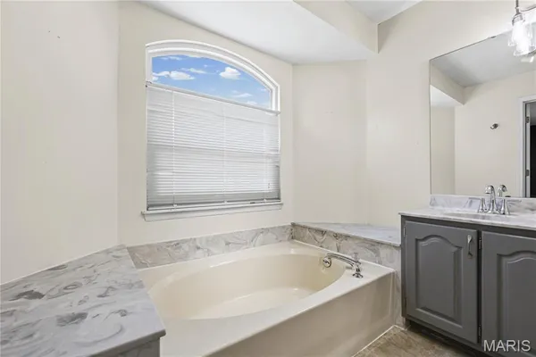 $349,900 | 1518 Mammoth, Imperial, MO 63052