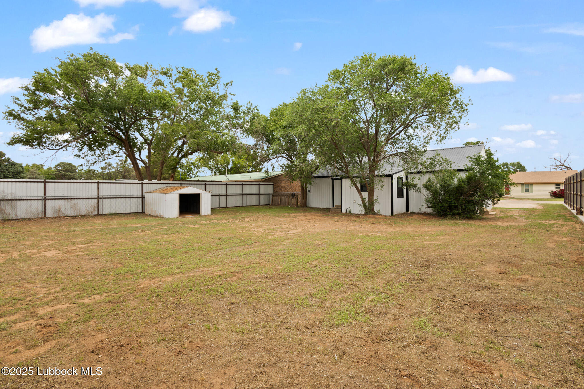 204 Chestnut Street Ropesville, TX 79358 - Photo 40 of 42 a view of backyard with outdoor space