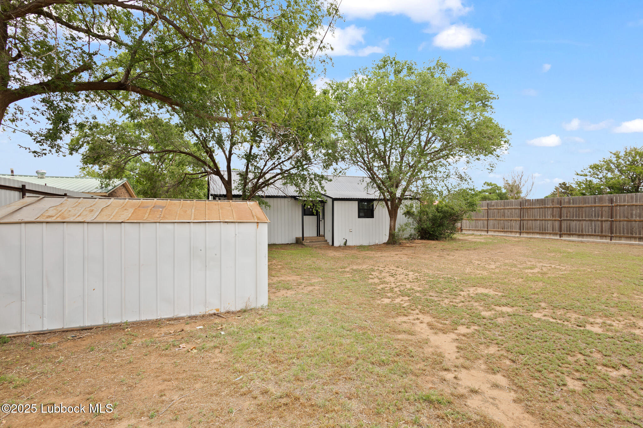 204 Chestnut Street Ropesville, TX 79358 - Photo 41 of 42 a view of a backyard