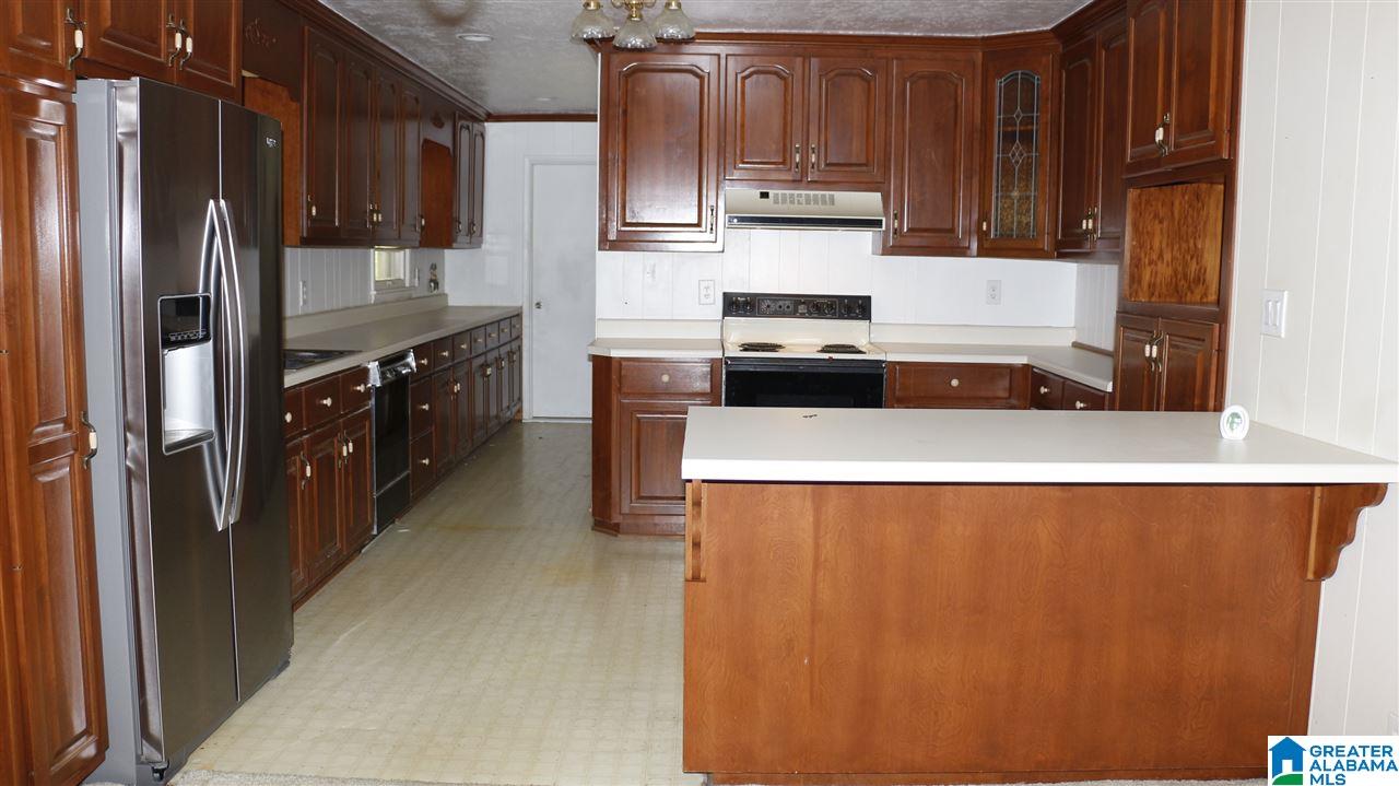 1317 Glendale Road Anniston, AL 36207 - Photo 2 of 35