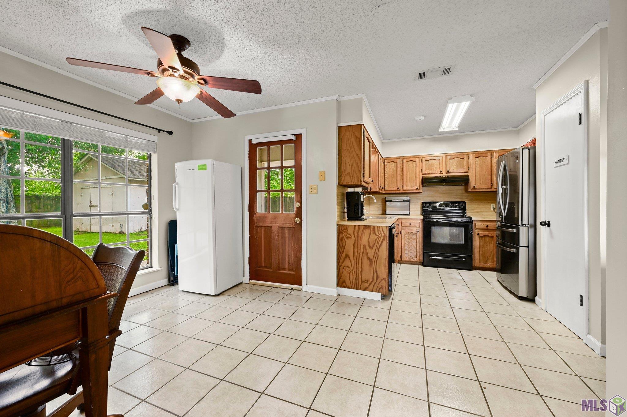 14417 Ridgewood Avenue Prairieville, LA 70769 - Photo 4 of 21 Gallery Image 4