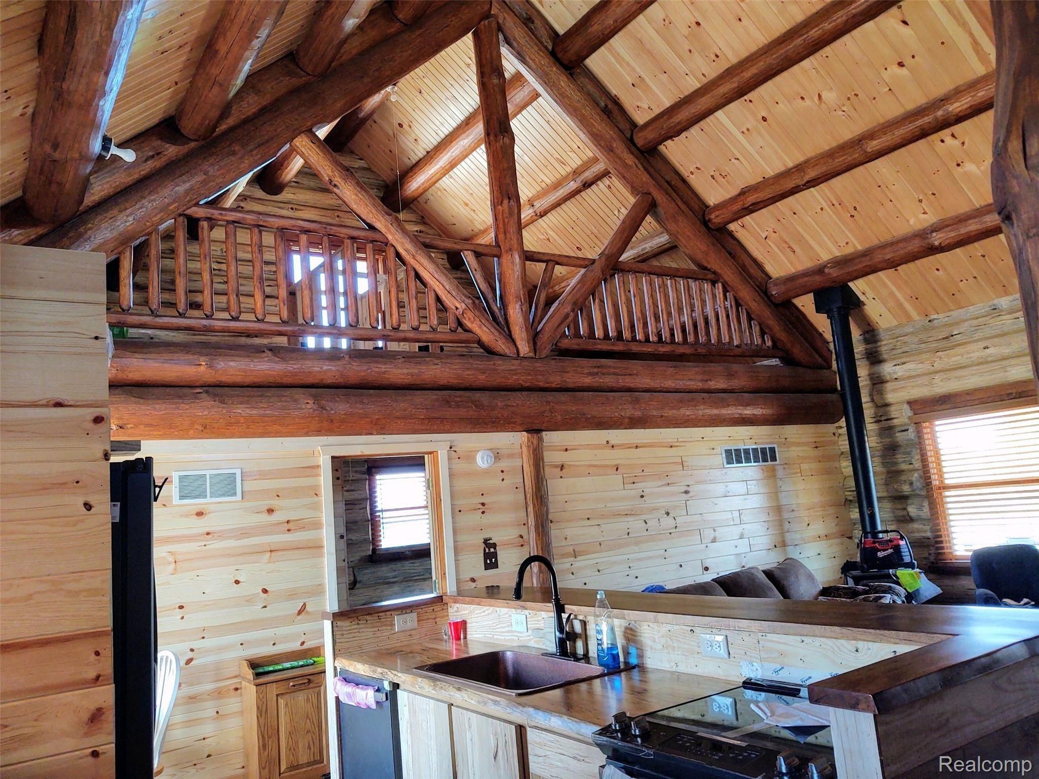 3228 Warner Road Howell, MI 48855 - Photo 11 of 15 23247EAE-376B-4093-9A52-9E129DFA80DF.jpeg