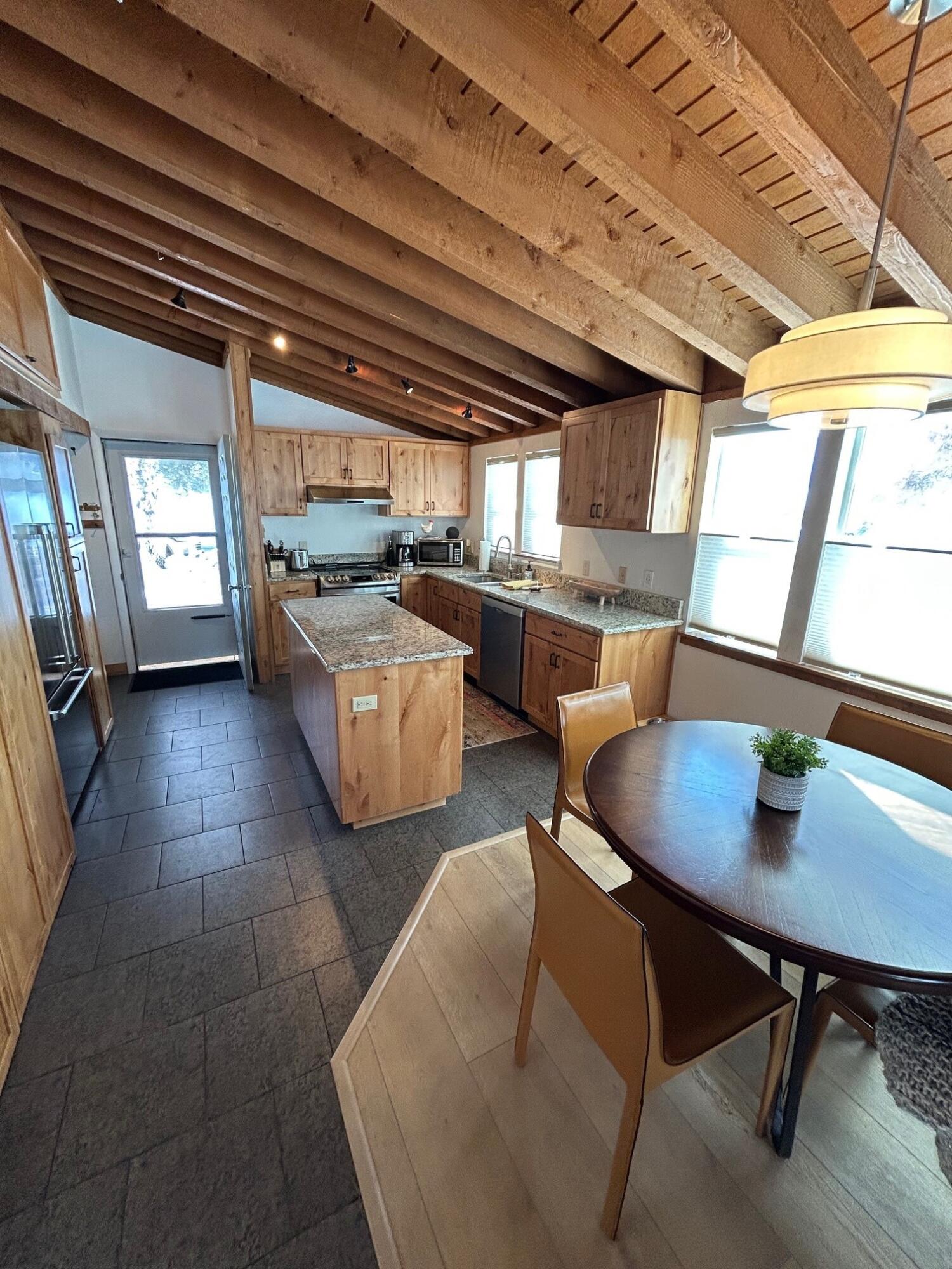 3516 Ranch Condo Drive Sun Valley, ID 83353 - Photo 11 of 17 3516 Kitchen 2