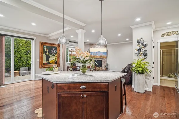 a view of a kitchen and dining room