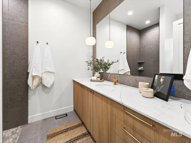 $1,349,900 | 6349 West Piaffe Street, Eagle, ID 83616