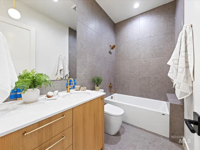 $1,349,900 | 6349 West Piaffe Street, Eagle, ID 83616