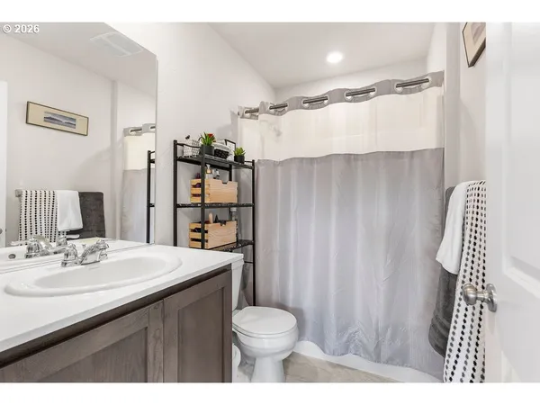 $415,000 | 12402 Northeast 109th Circle, Vancouver, WA 98682