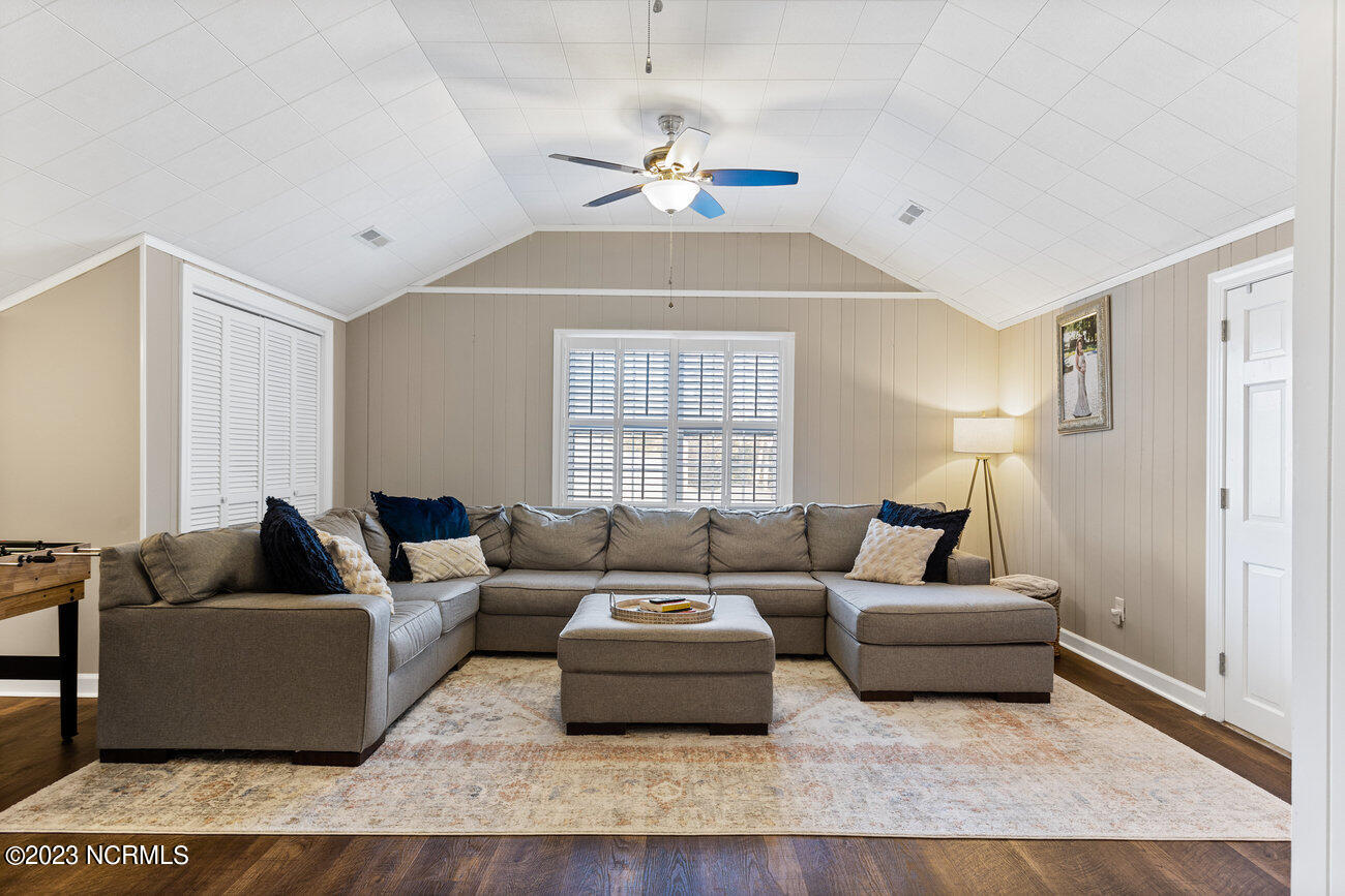 1921 Hawthorne Road Wilmington, NC 28403 - Photo 19 of 42 019_1921_hawthrone_rd-19
