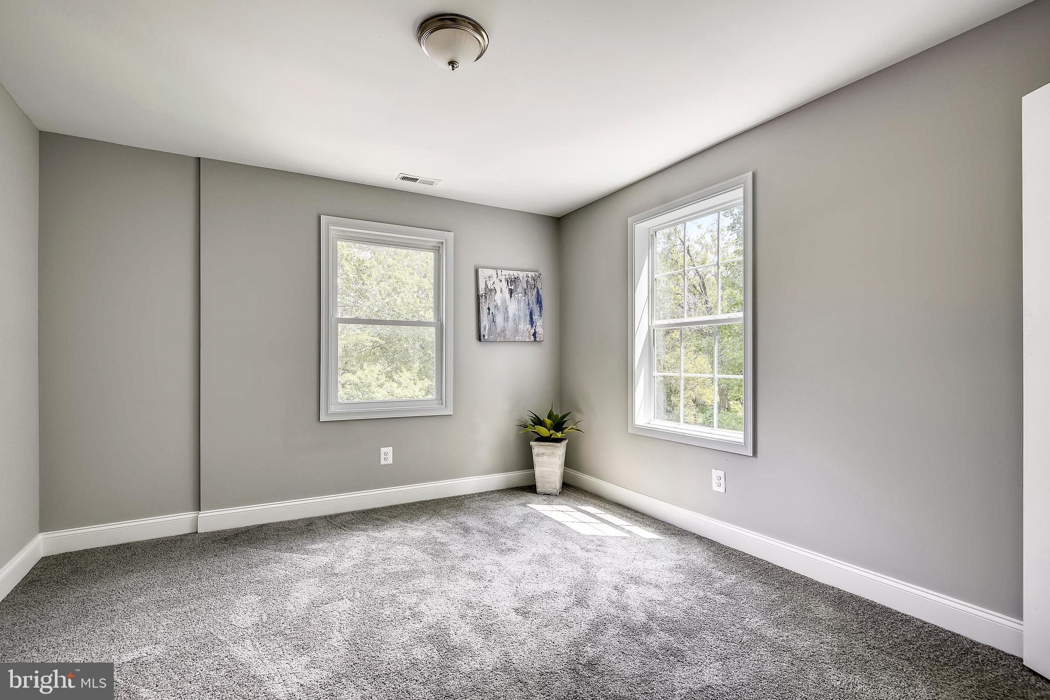 8017 Ridgely Oak Road Baltimore, MD 21234 - Photo 20 of 33