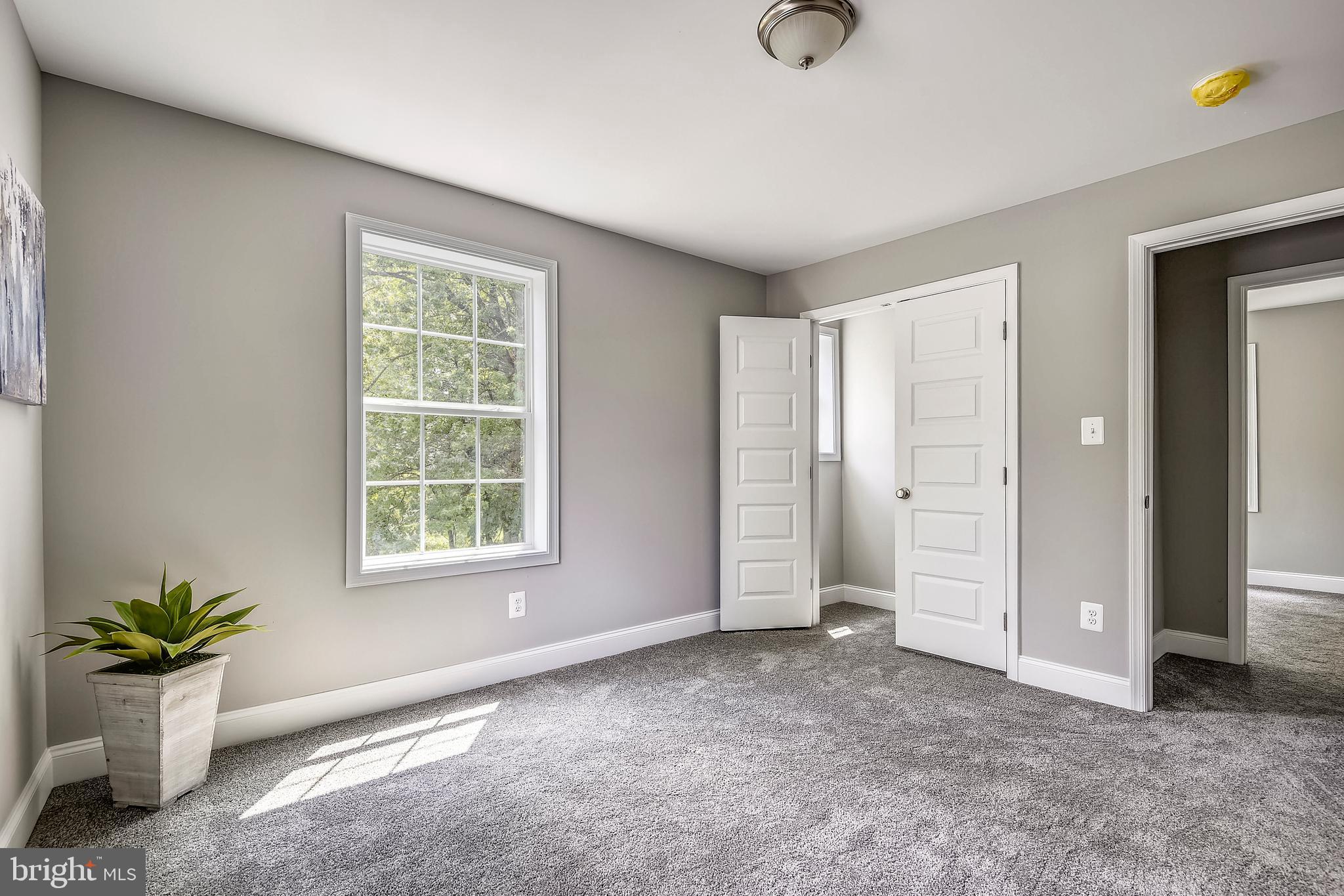 8017 Ridgely Oak Road Baltimore, MD 21234 - Photo 21 of 33