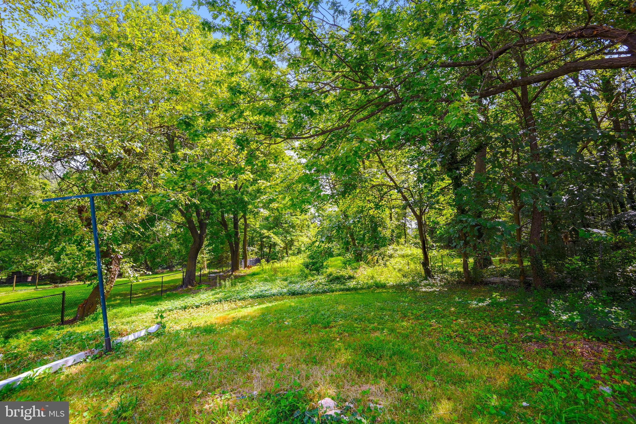 8017 Ridgely Oak Road Baltimore, MD 21234 - Photo 31 of 33