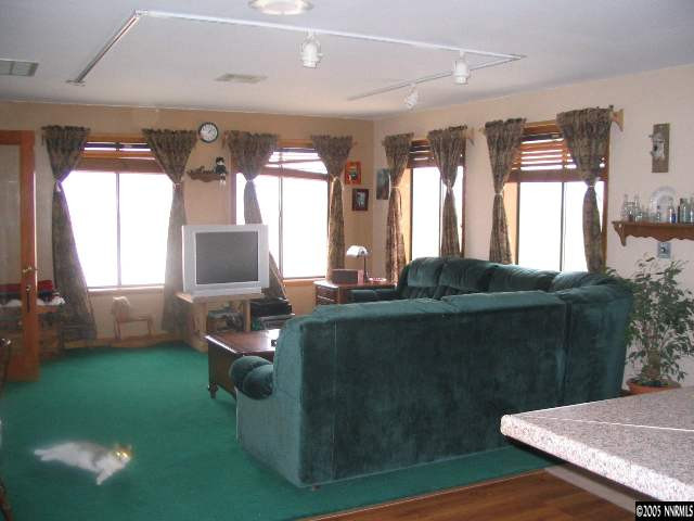 6505 Ernie Lane Reno, NV 89510 - Photo 6 of 9 Photo 6